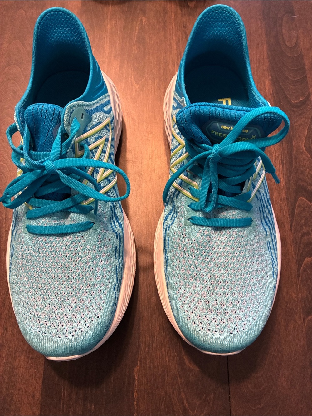New Balance Women's Aqua and Teal Knit Running Shoes